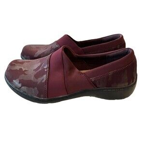Clarks Cora Heather womens loafers burgundy Intrest camo wedge shoe NEW size 7.5